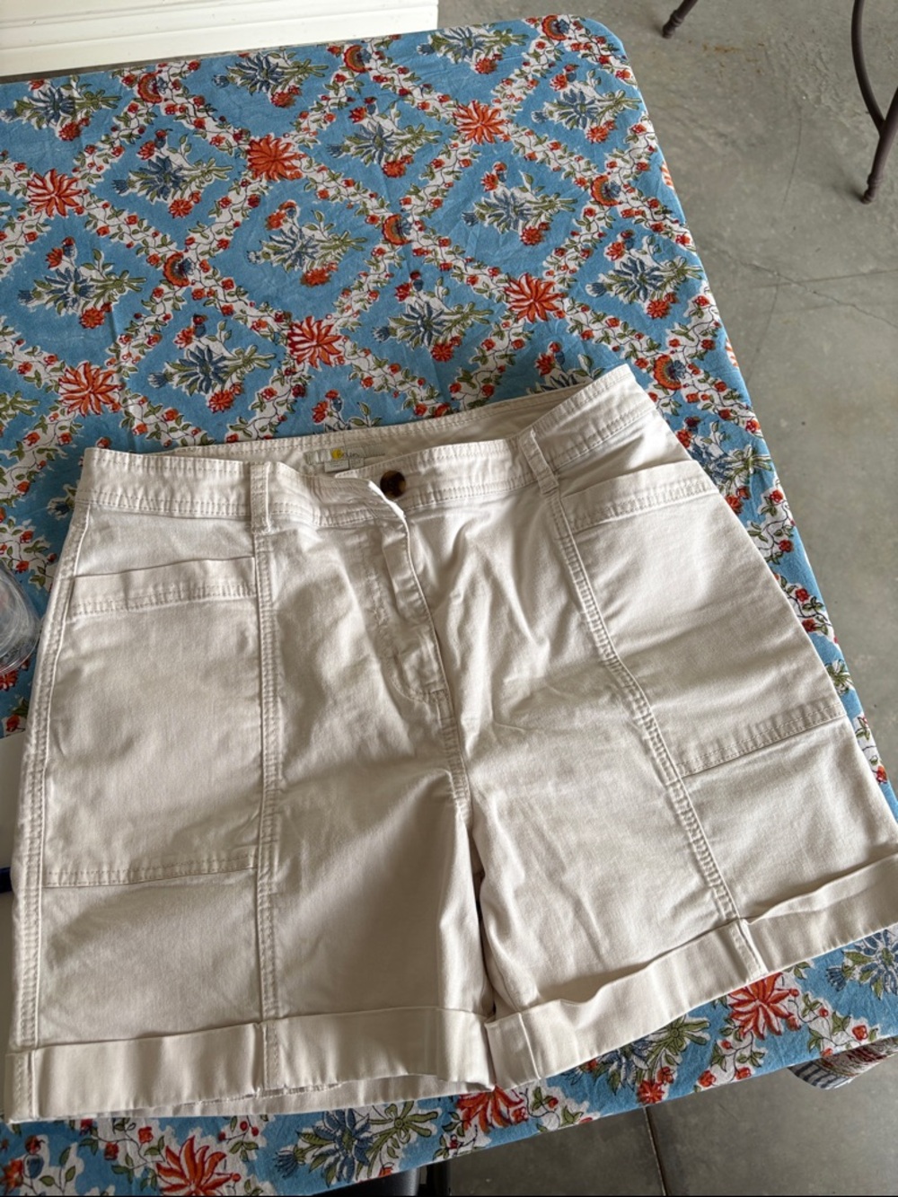Classic High-Rise Cream Utility Shorts by Boden